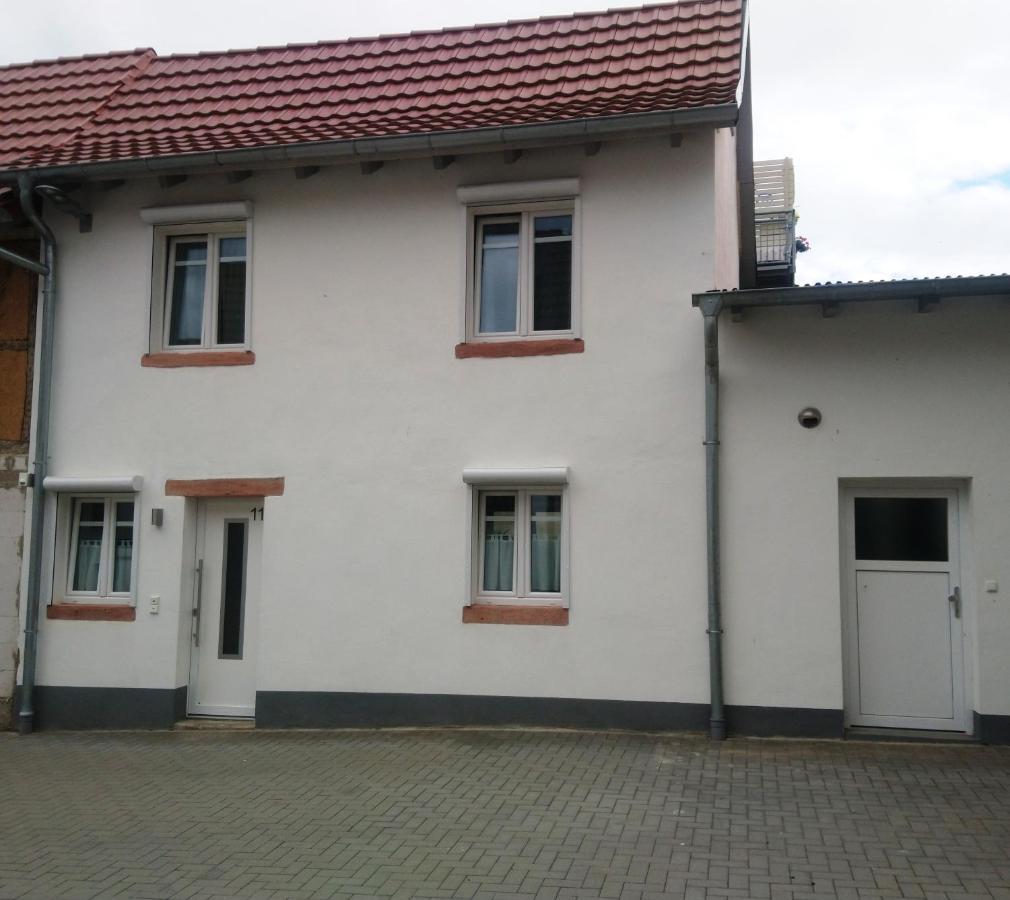 Das Mini-Haus Im Herzen Grossostheims Bagian luar foto